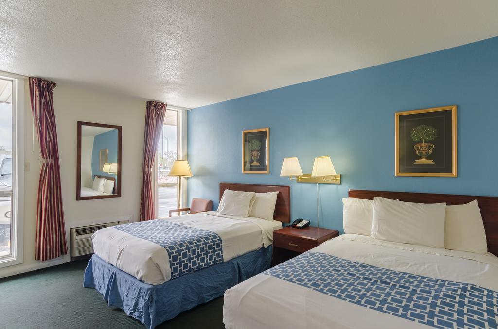 Alamo Inn & Suites Gillette Exterior photo